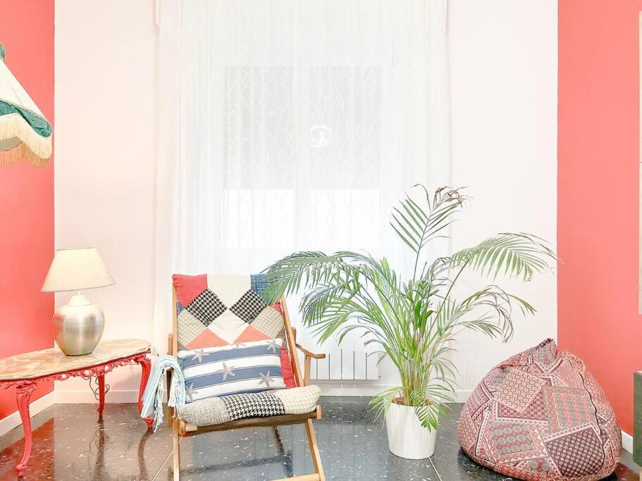 Free Parking - Elegante Casa Con Wifi -Smarttv Apartment Savona Bagian luar foto