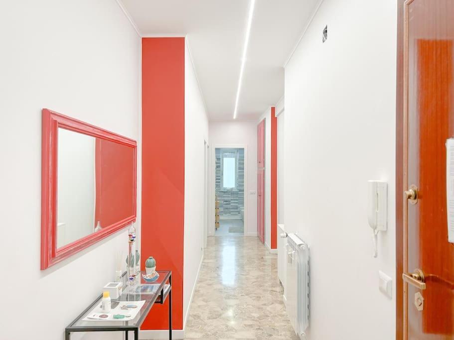 Free Parking - Elegante Casa Con Wifi -Smarttv Apartment Savona Bagian luar foto
