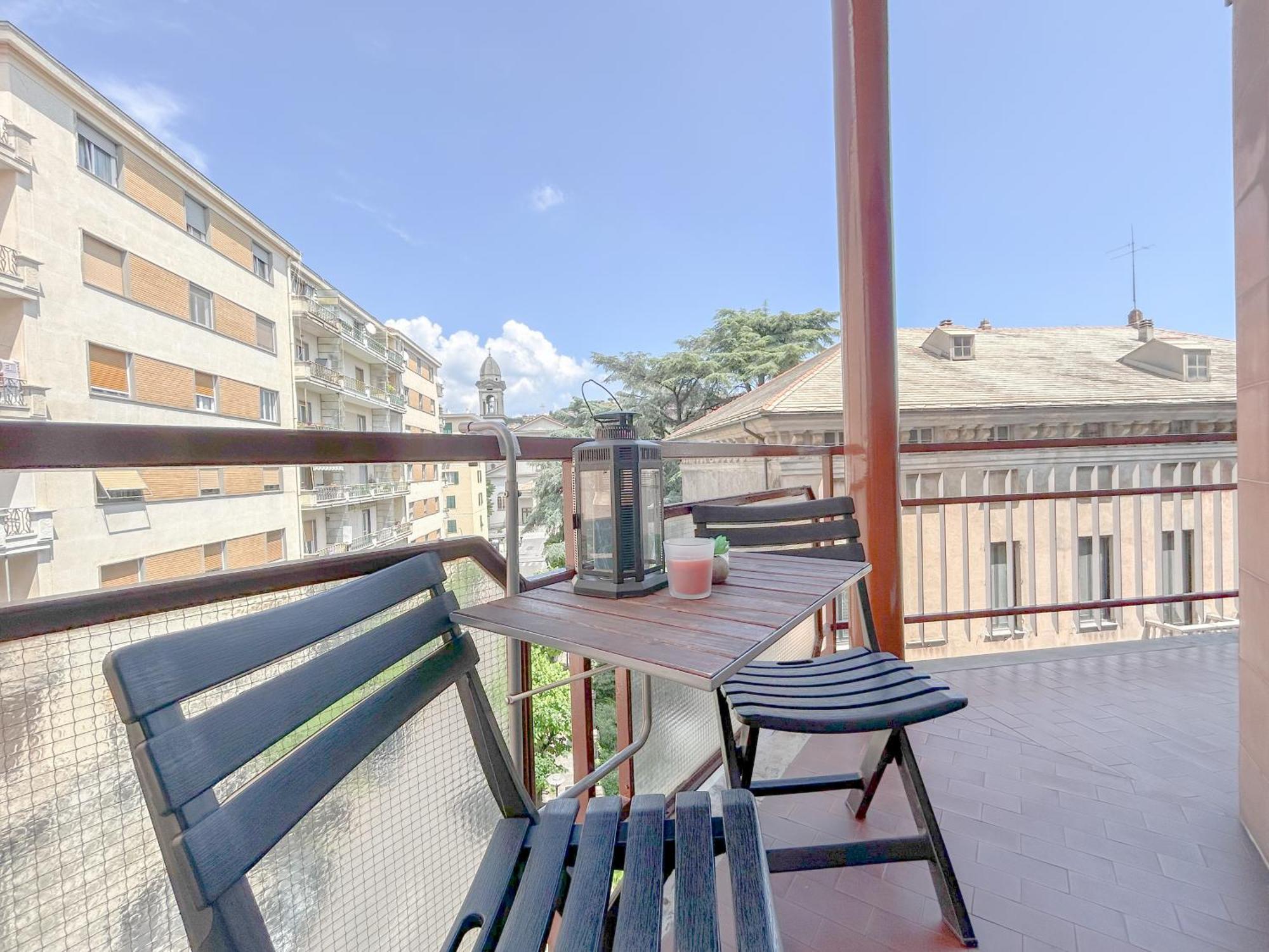 Free Parking - Elegante Casa Con Wifi -Smarttv Apartment Savona Bagian luar foto